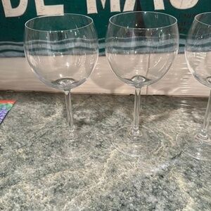 New Set of 7 wine glasses